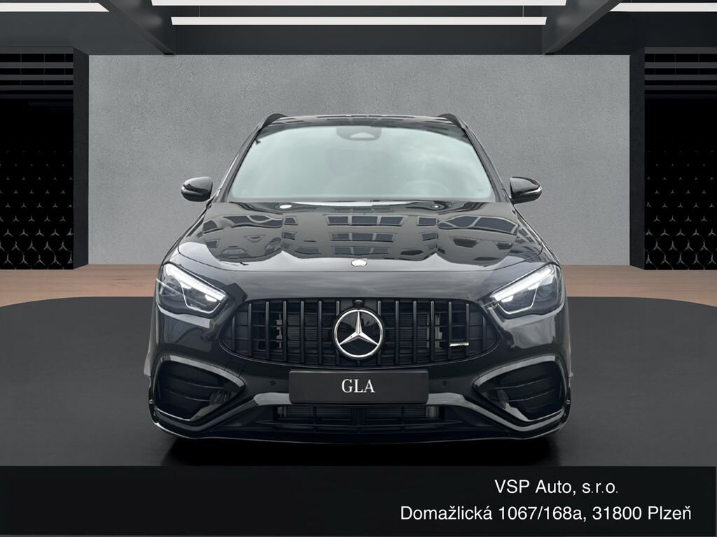 Mercedes-Benz GLA SUV / Terénní 2,0 l 235 kw