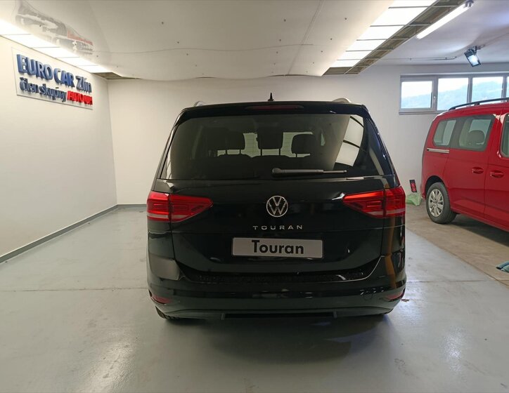 Volkswagen Touran MPV 1,5 l 110 kw