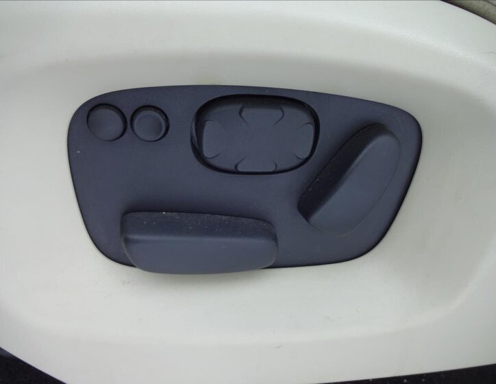 Land Rover Range Rover Sport SUV / Terénní 3,0 l 190 kw