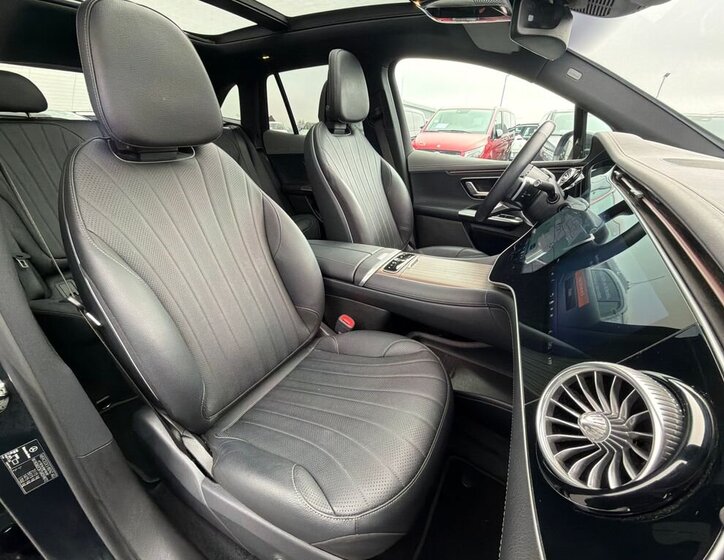 Mercedes-Benz EQE Sedan / Limuzína 0,0 300 kw