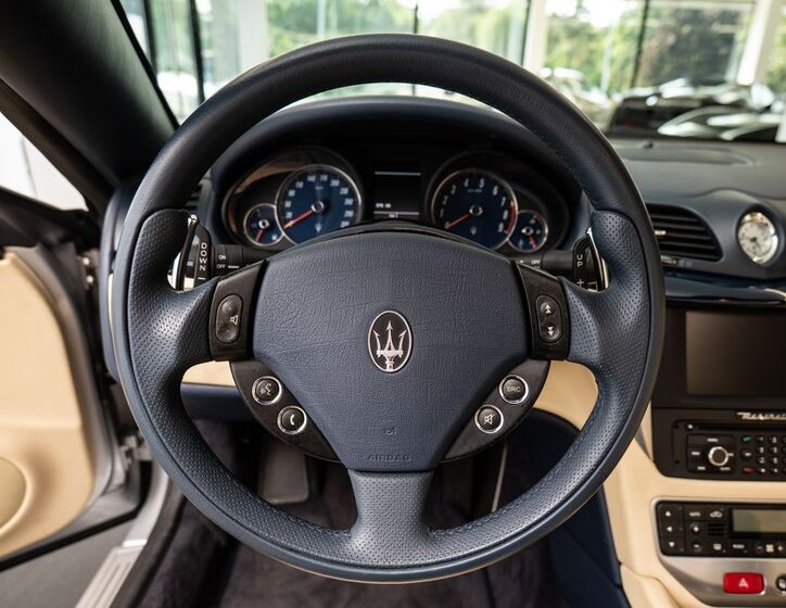 Maserati GranCabrio 6