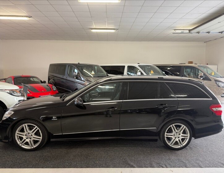 Mercedes-Benz Třídy E Kombi 2,1 l 100 kw