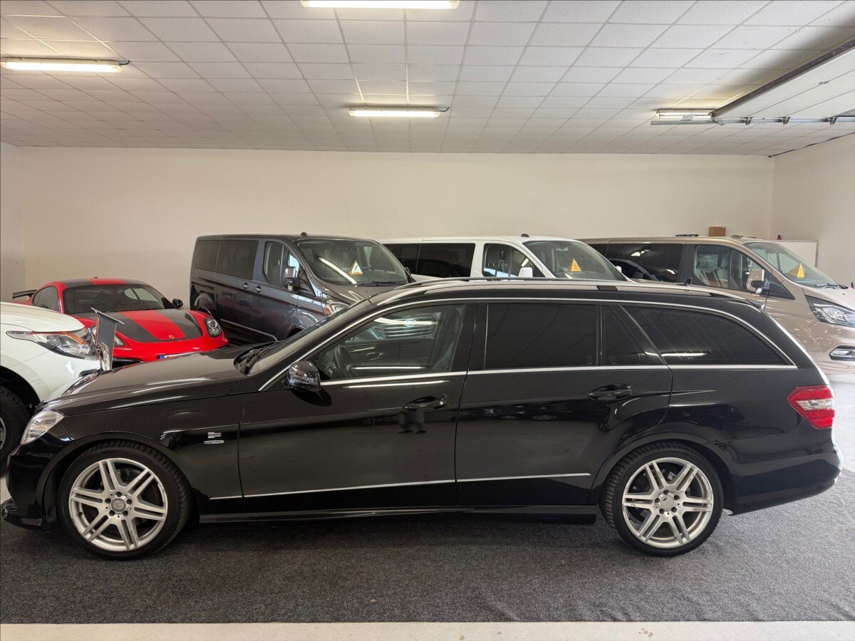 Mercedes-Benz Třídy E Kombi 2,1 l 100 kw