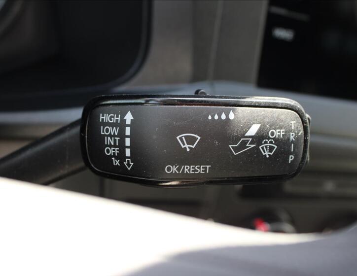 Volkswagen Transporter 18