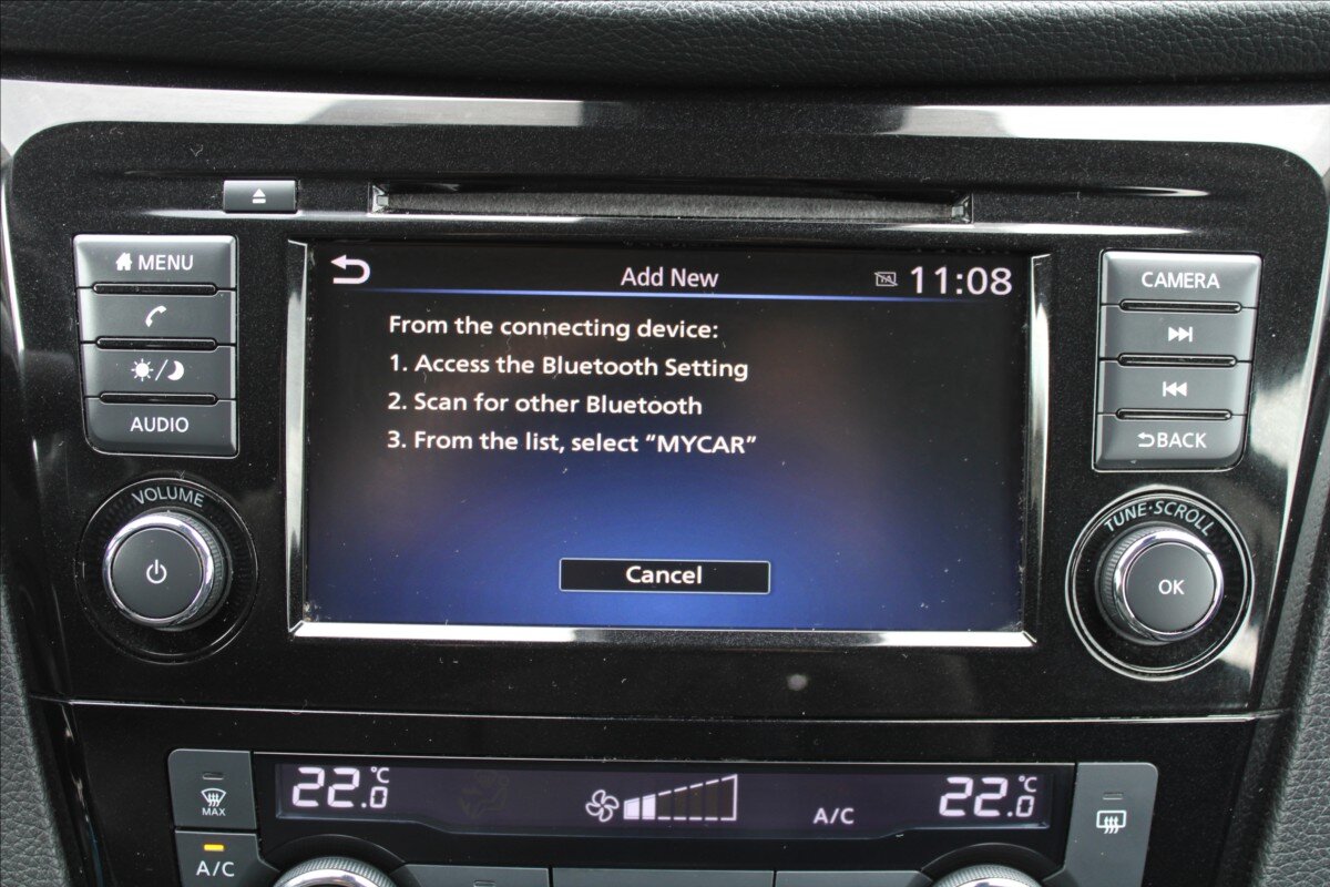 Nissan Qashqai SUV / Terénní 1,3 l 103 kw