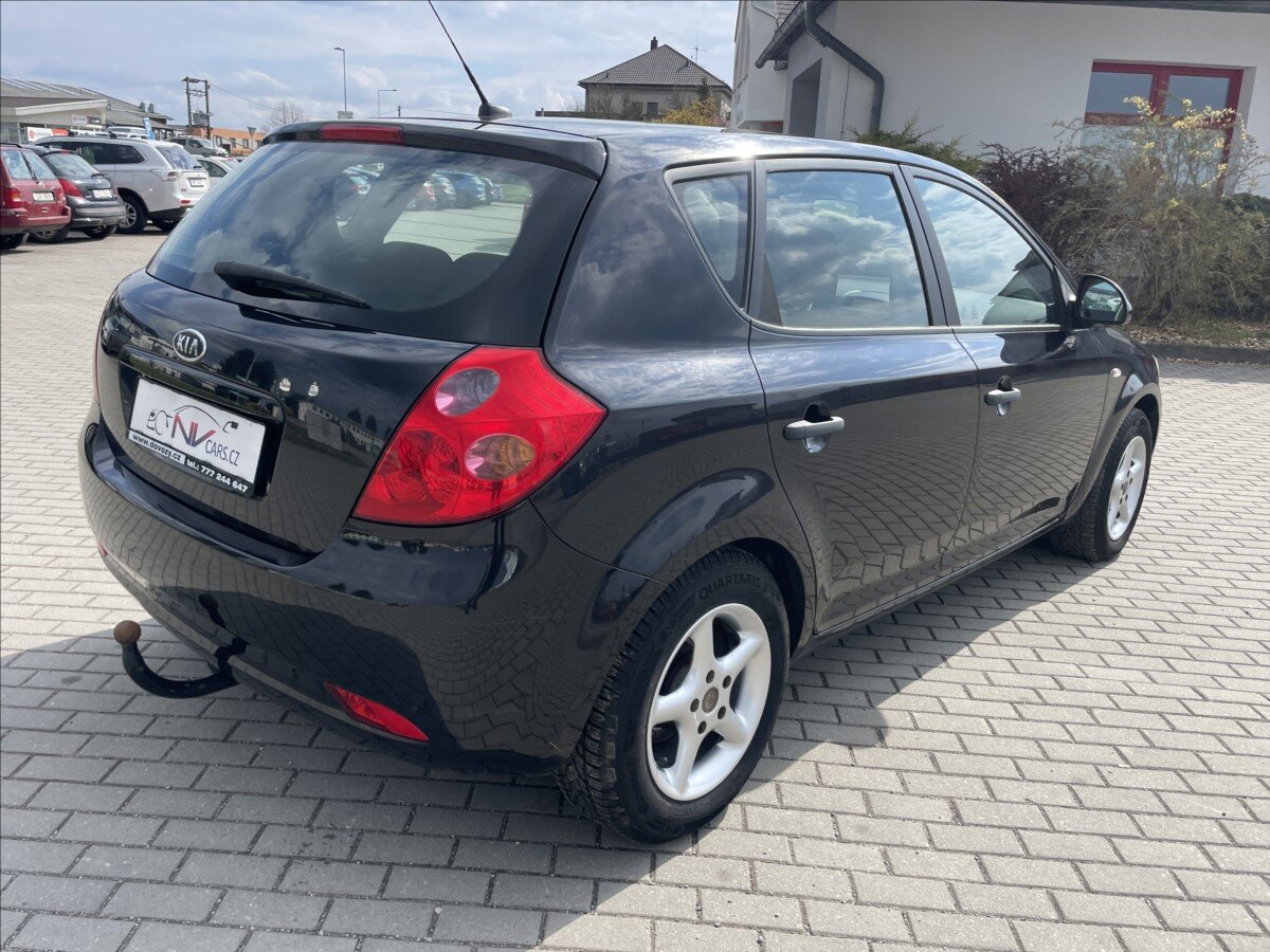 KIA Ceed Hatchback 1,4 l 80 kw