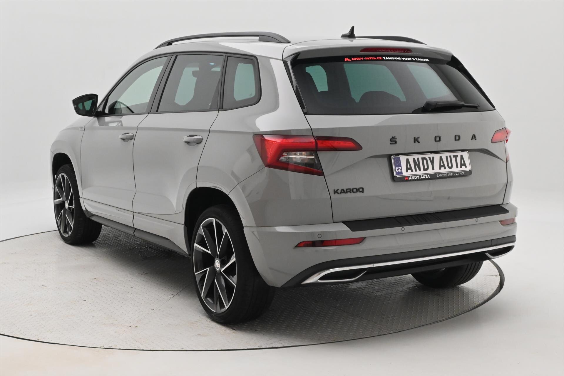 Škoda Karoq SUV / Terénní 1,5 l 110 kw