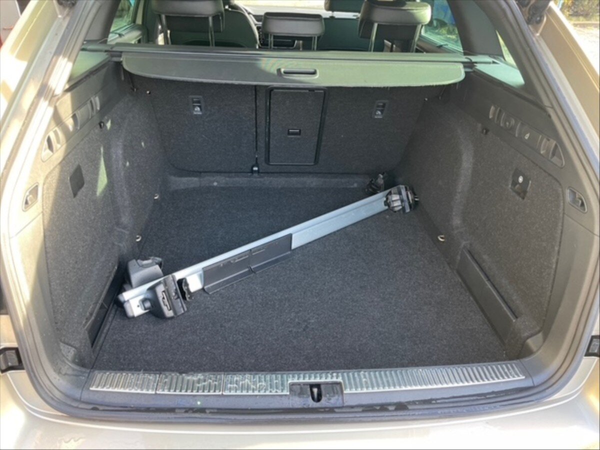 Škoda Superb Kombi 2,0 l 147 kw