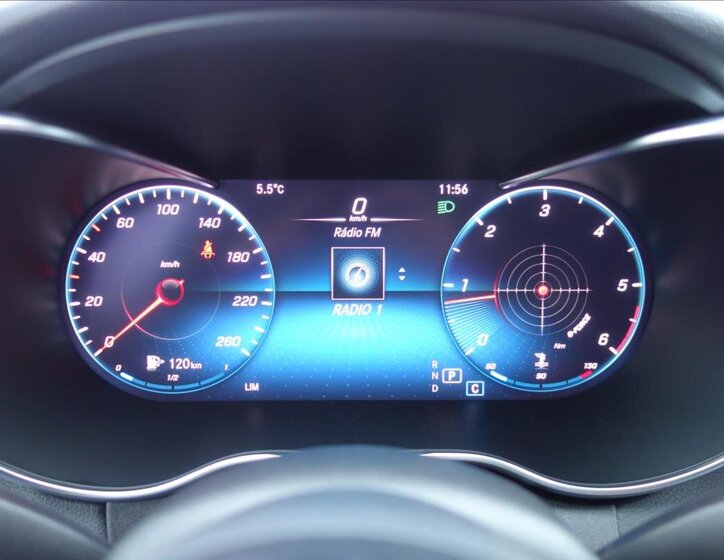 Mercedes-Benz Třídy C Sedan 2,0 l 143 kw