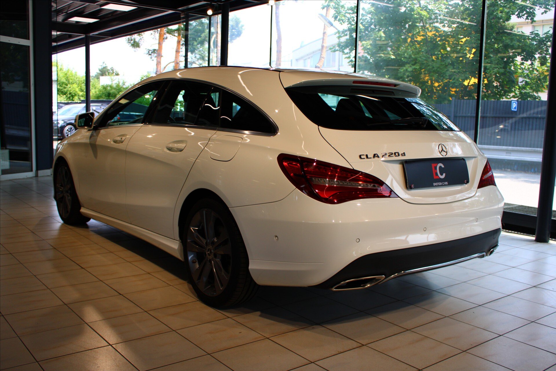 Mercedes-Benz CLA Kombi 2,1 l 125 kw