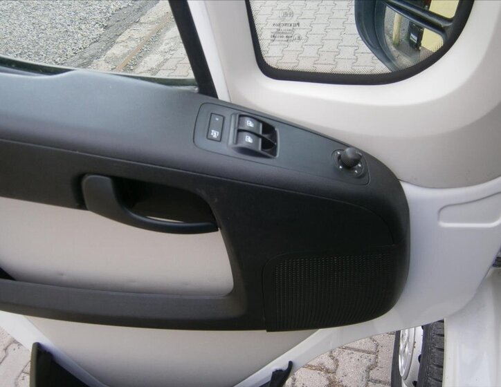 Peugeot Boxer Ostatní 2,2 l 110 kw