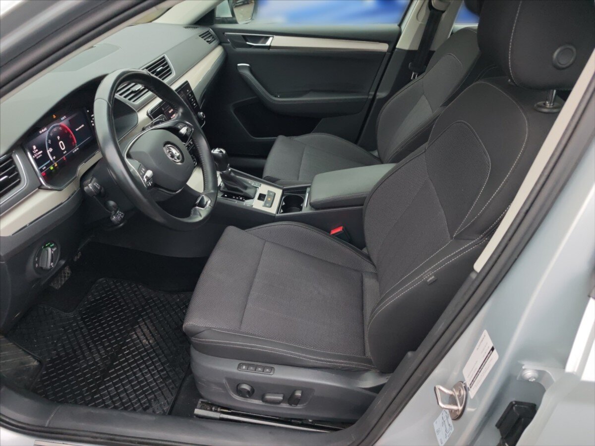 Škoda Superb Liftback 2,0 l 110 kw