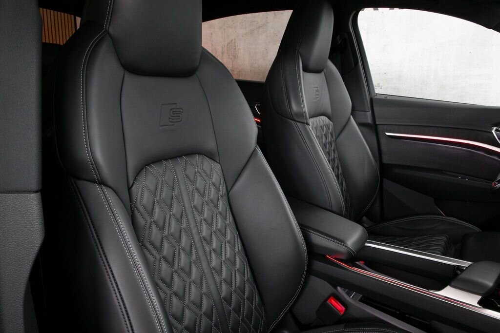 Audi e-tron SUV 0,0 300 kw