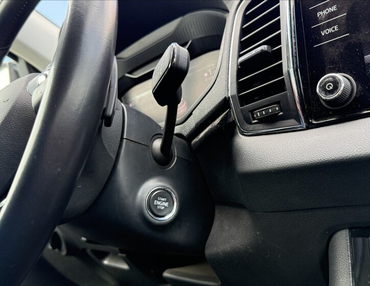 Škoda Karoq SUV / Terénní 2,0 l 110 kw