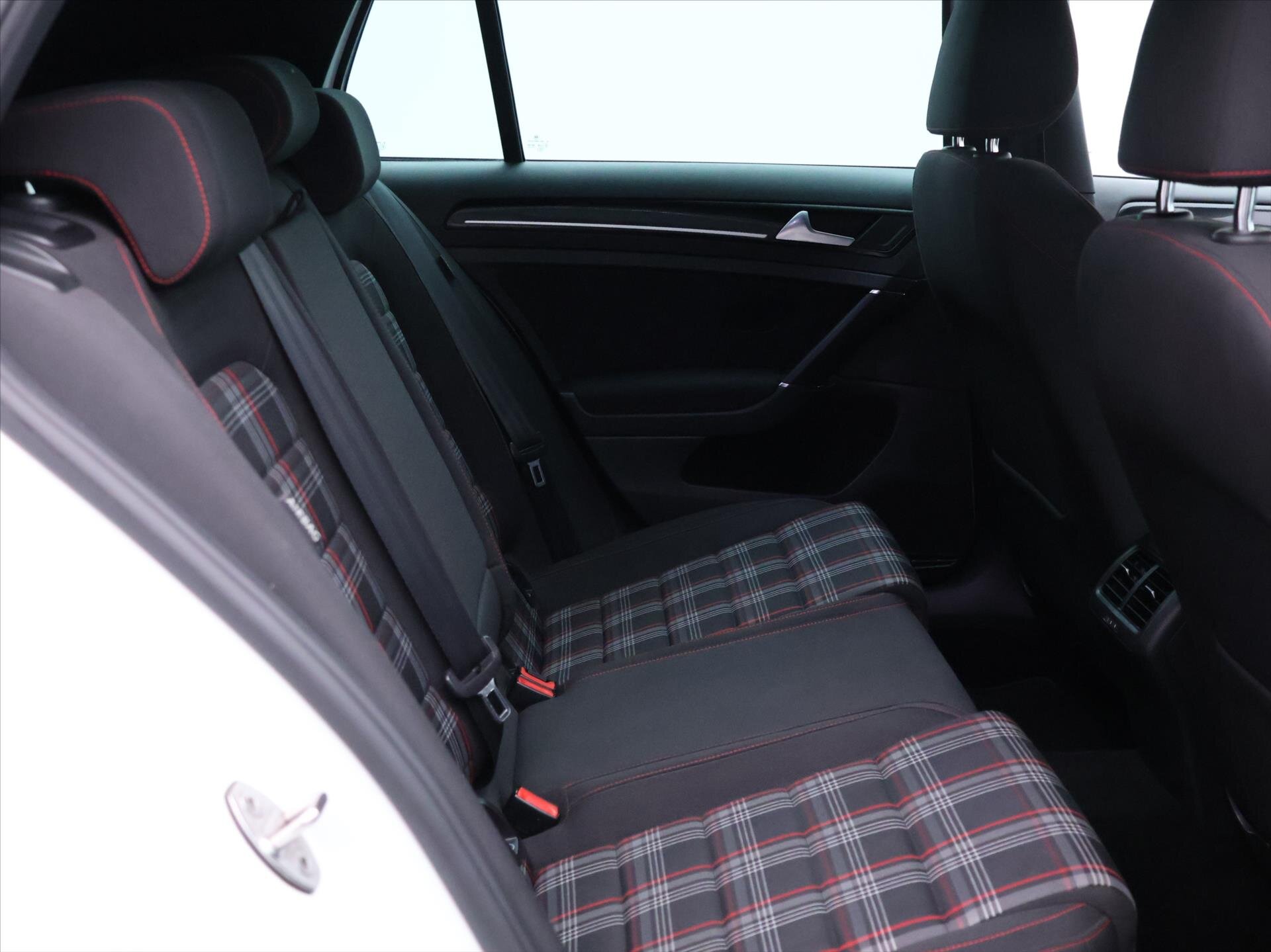 Volkswagen Golf Hatchback 2,0 l 169 kw