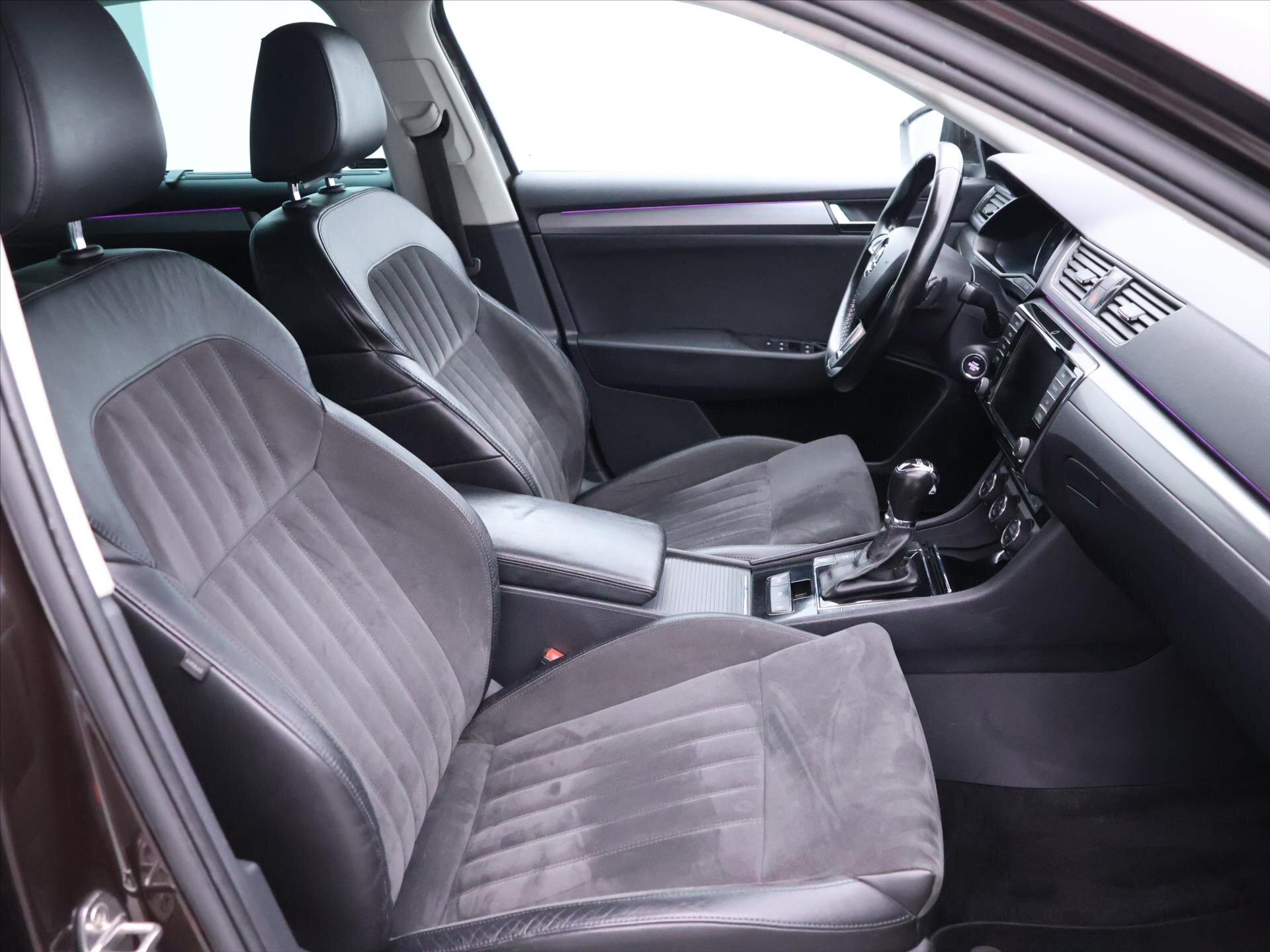 Škoda Superb Liftback 2,0 l 110 kw