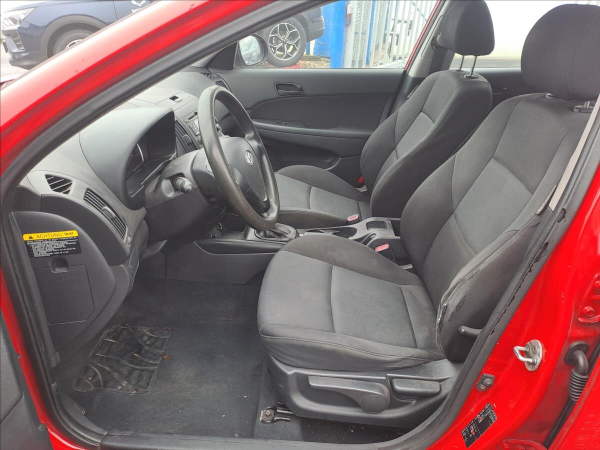 Hyundai i30 Hatchback 1,4 l 80 kw