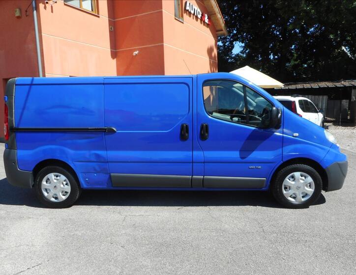 Renault Trafic 4