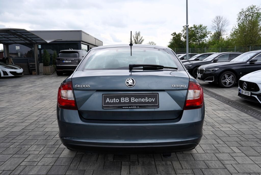 Škoda Rapid Hatchback 999,0 70 kw