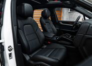 Porsche Cayenne 23