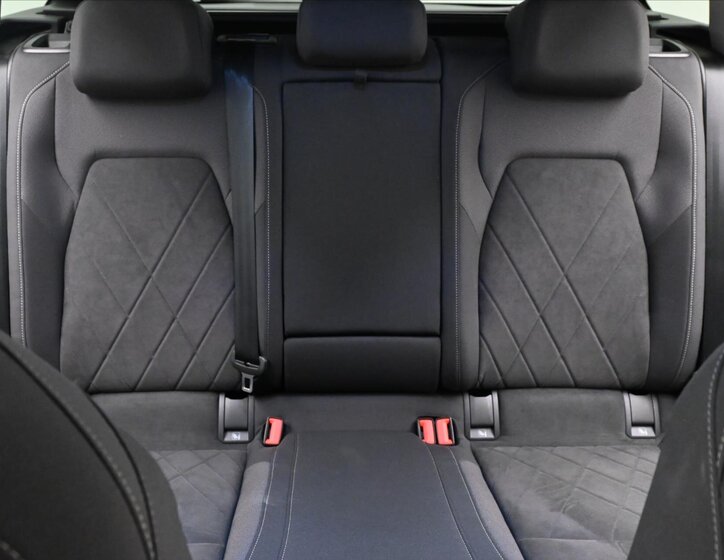 Volkswagen Golf Kombi 2,0 l 110 kw