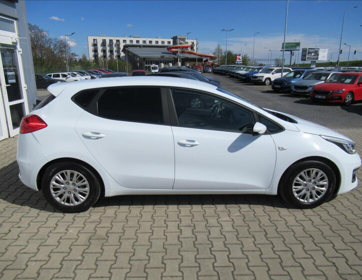 KIA Ceed Hatchback 1,4 l 66 kw