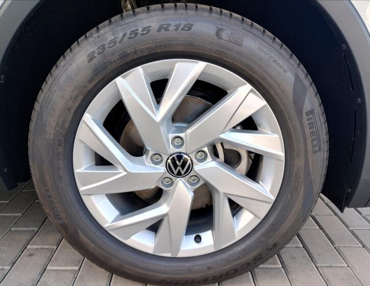 Volkswagen Tiguan Allspace SUV / Terénní 2,0 l 110 kw