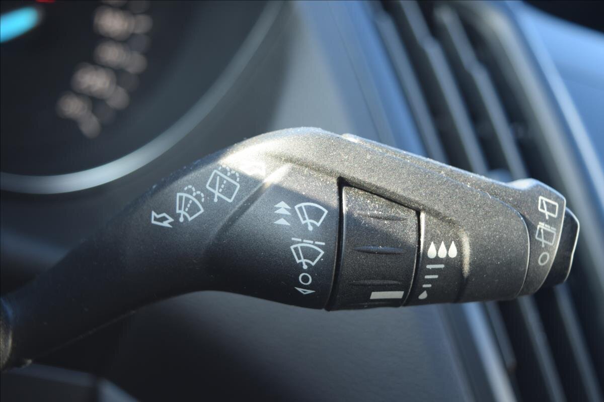 Ford Kuga SUV 1,5 l 88 kw