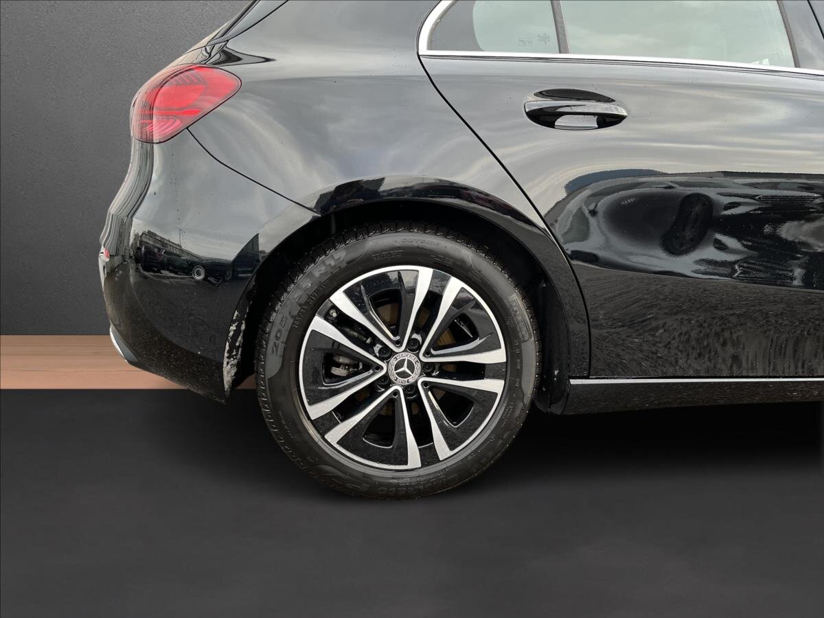 Mercedes-Benz Třídy A Hatchback 1,3 l 100 kw