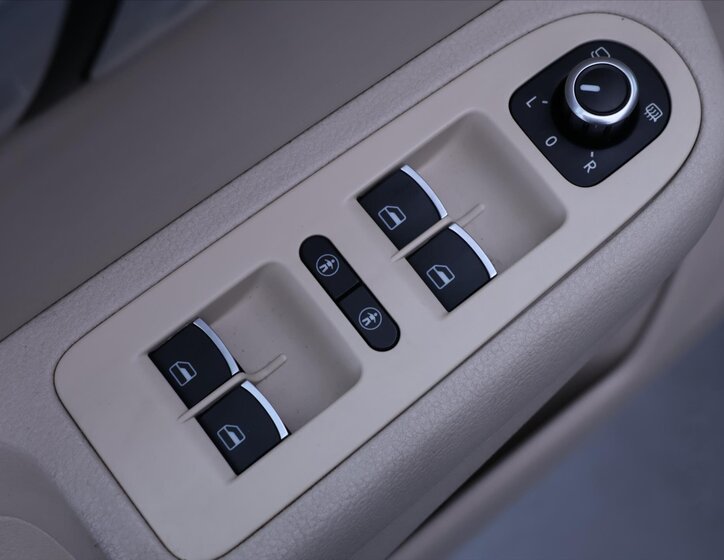 Volkswagen Sharan 16