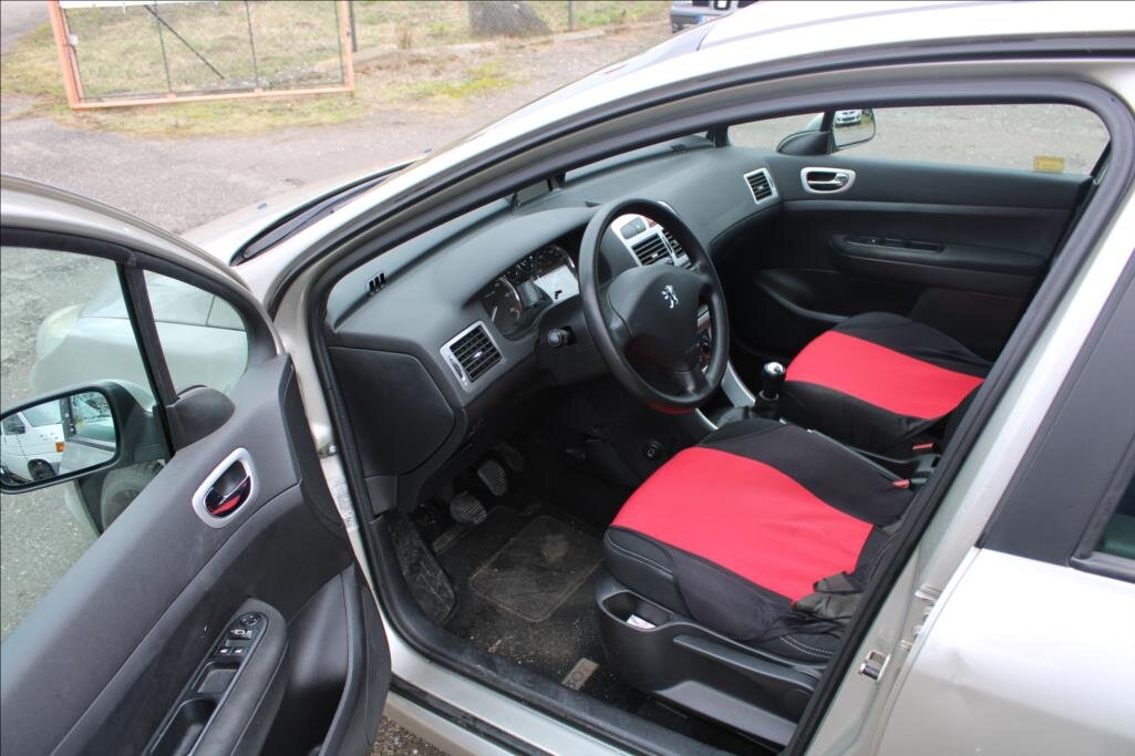 Peugeot 307 Hatchback 1,6 l 66 kw