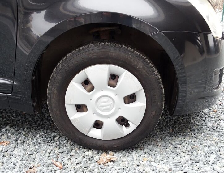 Suzuki Swift Hatchback 1,3 l 68 kw