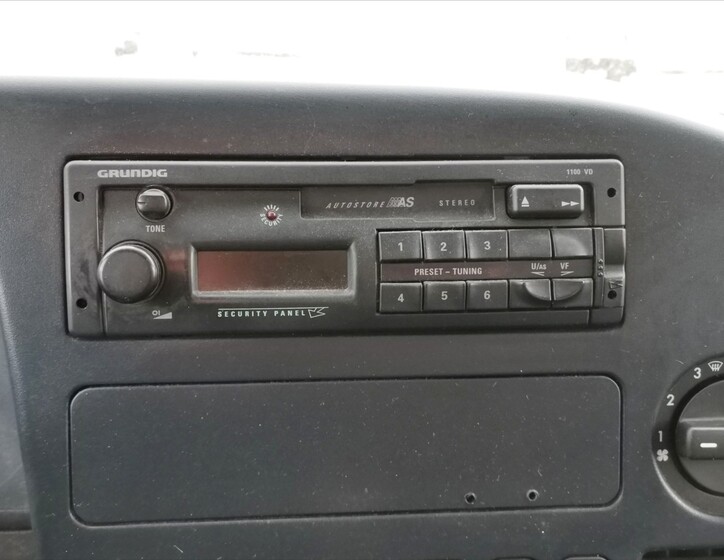 Mercedes-Benz Sprinter 11