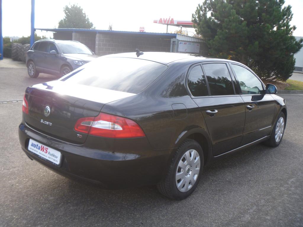 Škoda Superb Liftback 2,0 l 125 kw