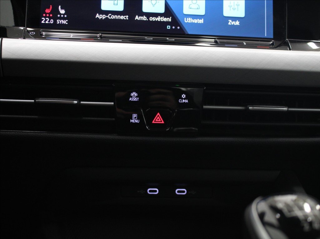 Volkswagen Golf Hatchback 999,0 81 kw