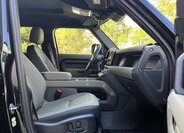 Land Rover Defender SUV 3,0 l 147 kw