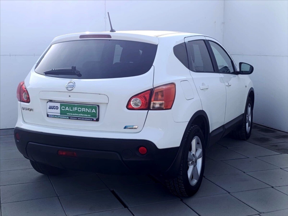 Nissan Qashqai SUV / Terénní 1,5 l 78 kw