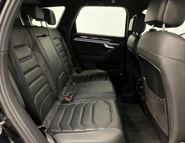 Volkswagen Touareg 26