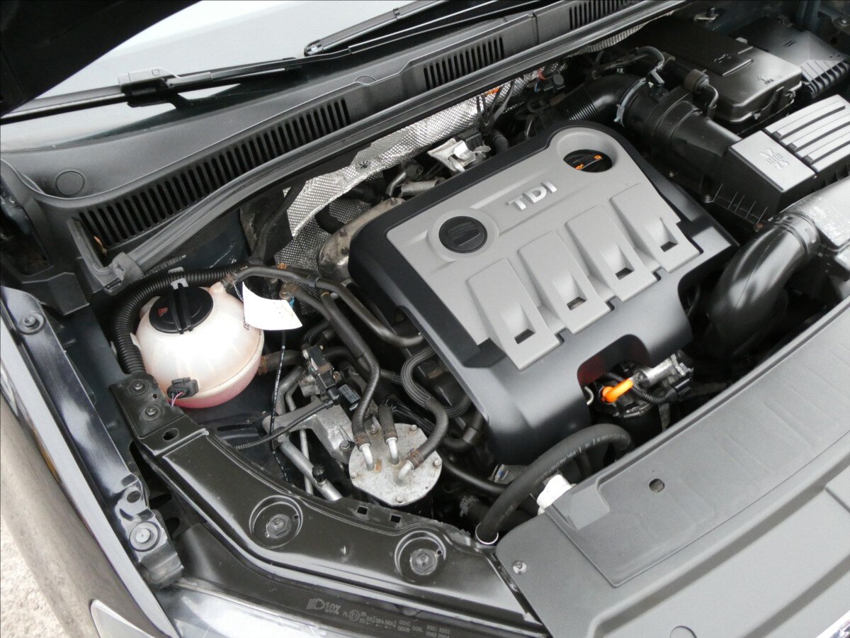 Seat Alhambra MPV 2,0 l 103 kw