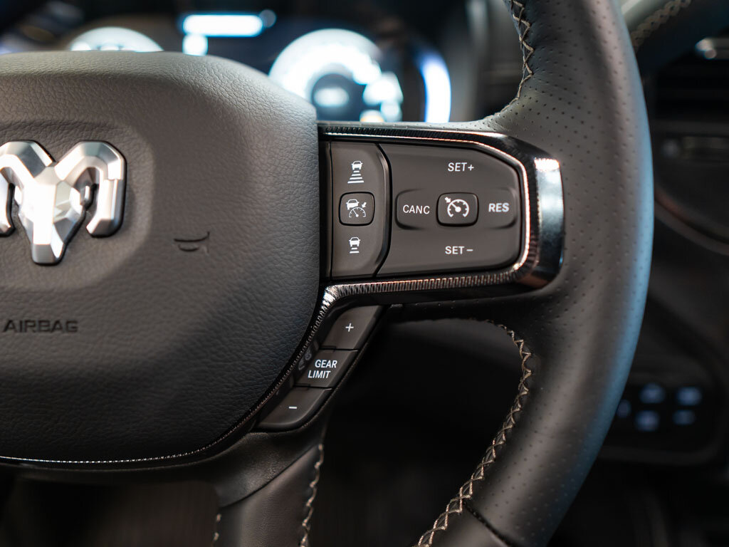 Dodge RAM Pick-up 6,4 l 306 kw