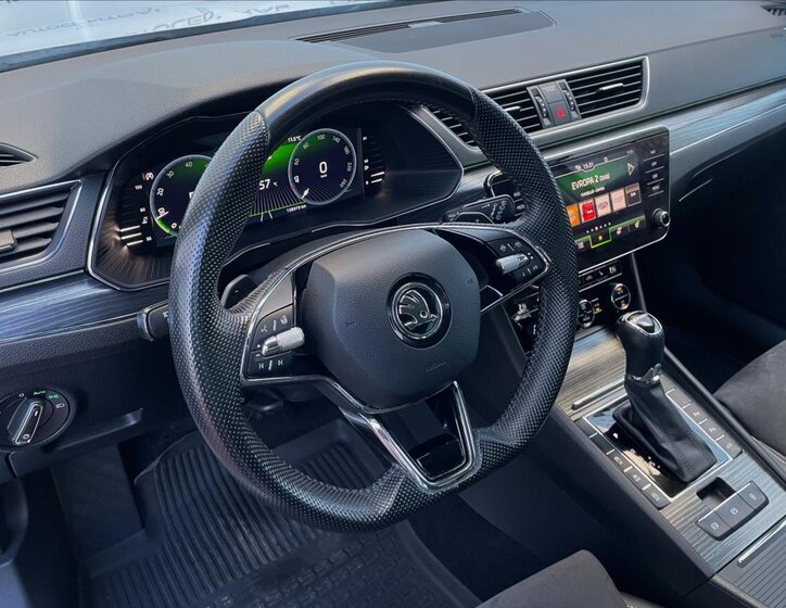 Škoda Superb Kombi 2,0 l 147 kw