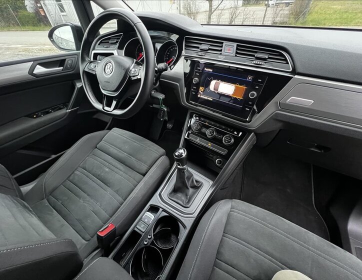 Volkswagen Touran Kombi 1,6 l 85 kw