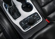 Jeep Grand Cherokee 23