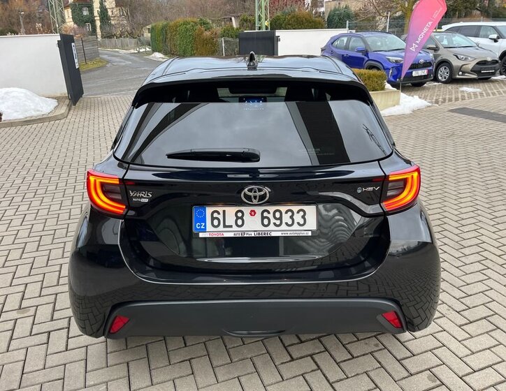 Toyota Yaris Hatchback 1,5 l 68 kw