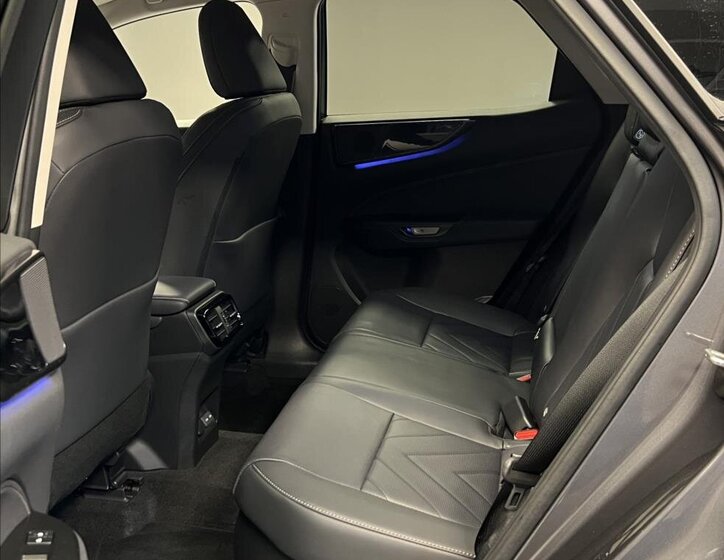 Lexus NX 350h SUV 2,5 l 140 kw