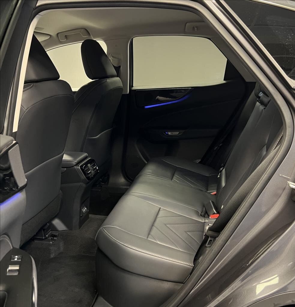Lexus NX 350h SUV 2,5 l 140 kw