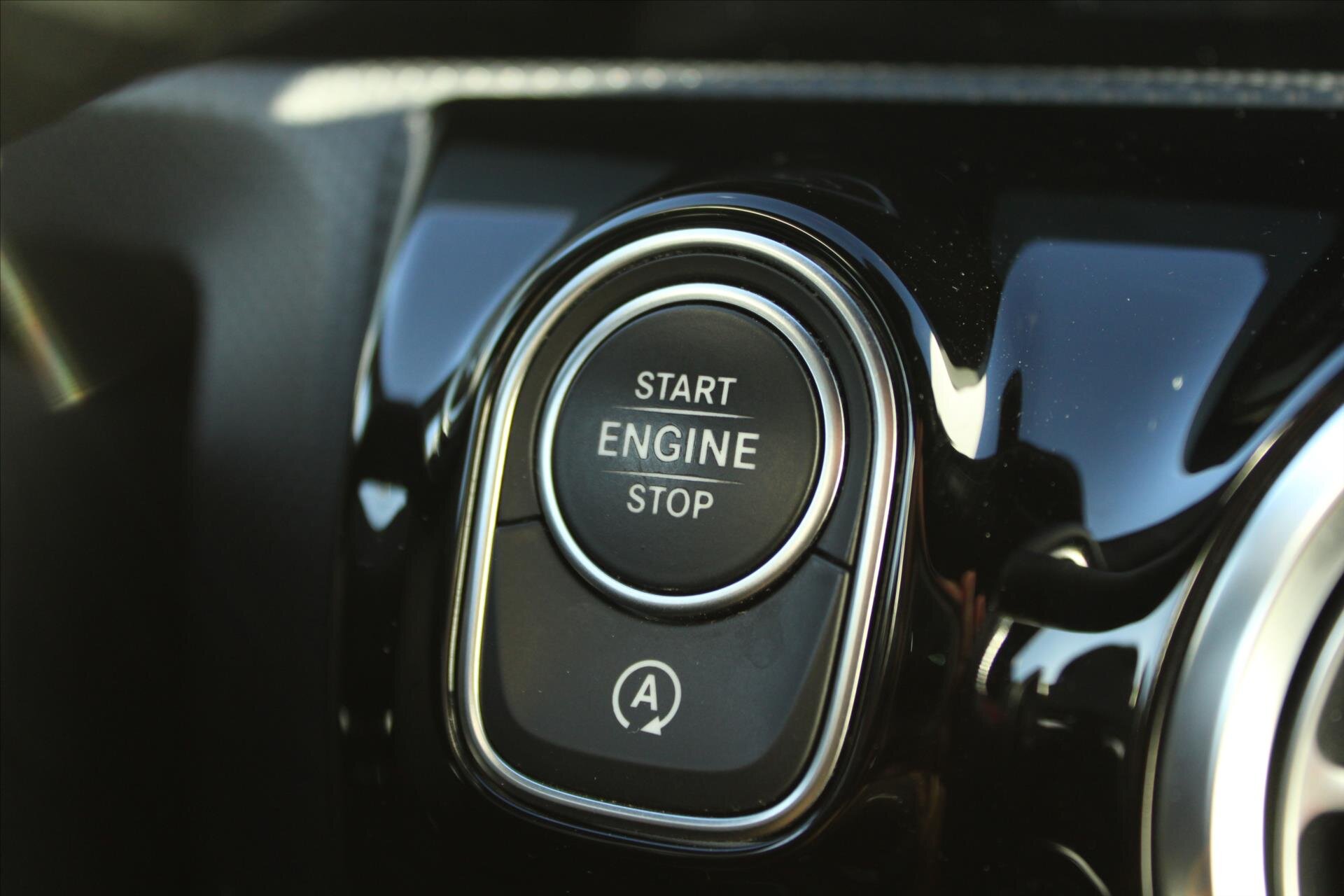 Mercedes-Benz CLA Sedan 2,0 l 140 kw