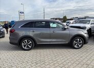 KIA Sorento 6
