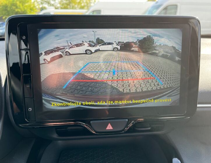 Toyota Yaris Cross 22