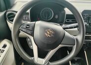 Suzuki Ignis 13
